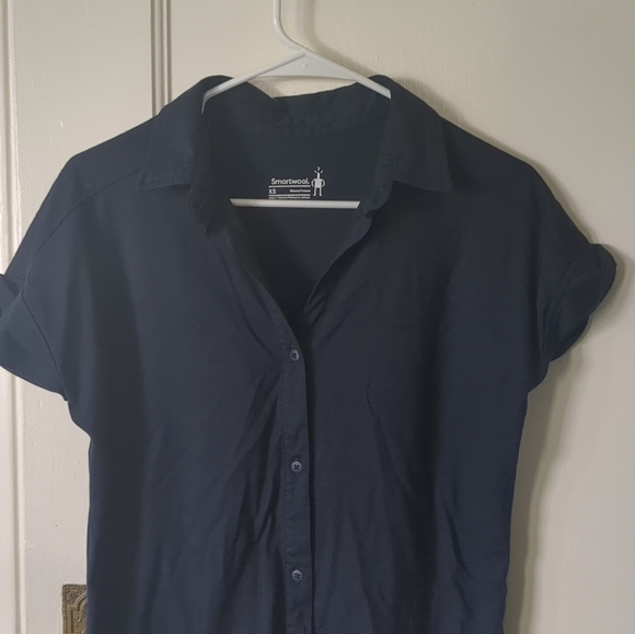Smartwool Everyday Exploration XS Short Cap Sleeve Button Up Navy Blue Hiking - Picture 2 of 10